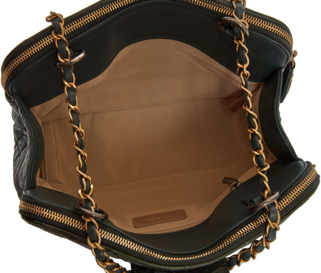 Chanel Forest Green 2-Tone Handbag