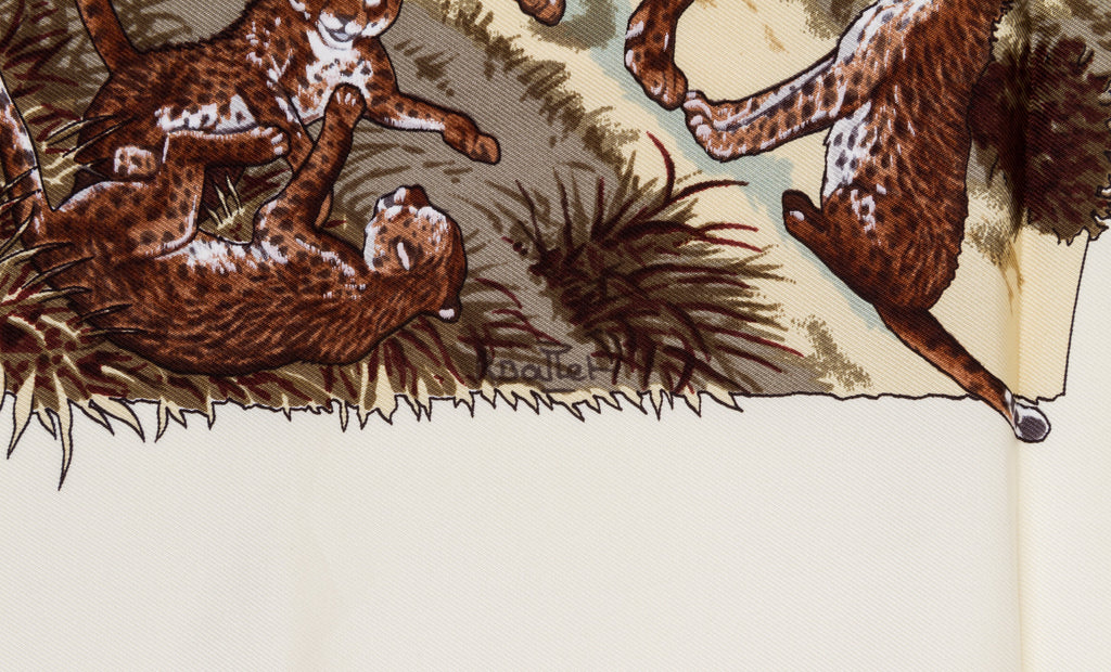 Hermès Cream Silk Tanzanie Scarf Dallet