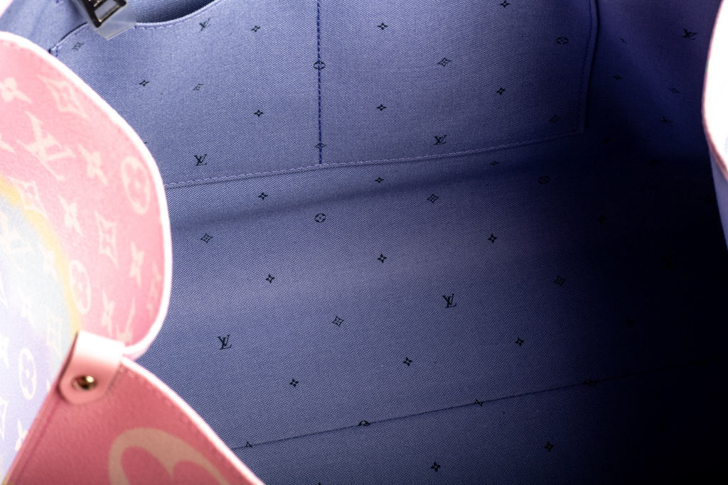 NIB Vuitton Portofino On The Go Lim. Ed.