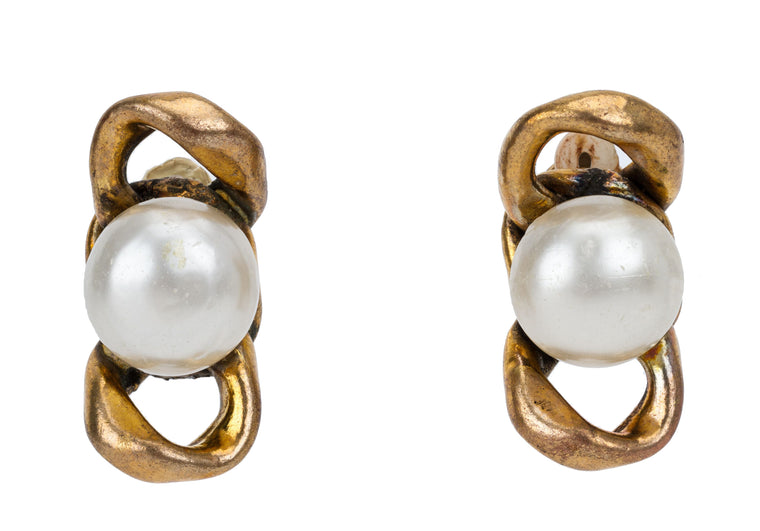 Chanel 70s Pearl Chain Clip Earrings