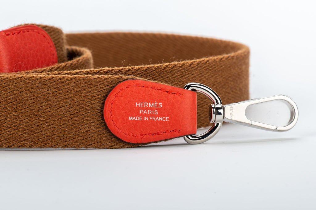 Hermès BNIB Mini Evelyne Capucine Gold