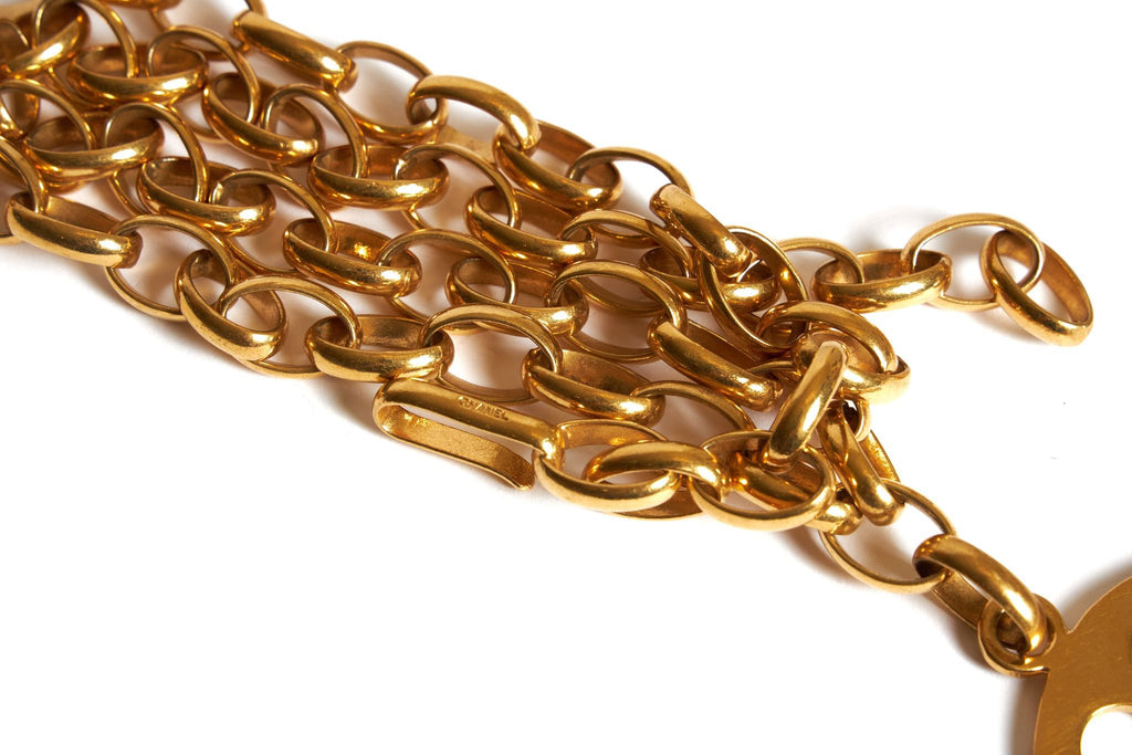 Chanel 70s Iconic Oversize Pendant