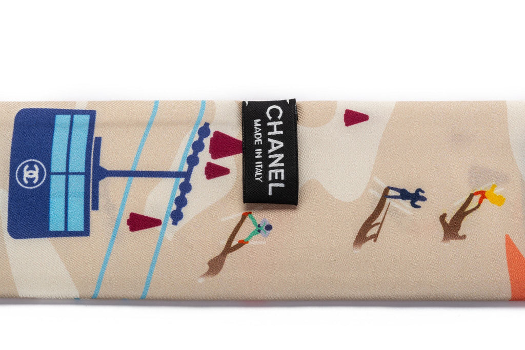 Chanel BN Coco Skier Beige Silk Twilly