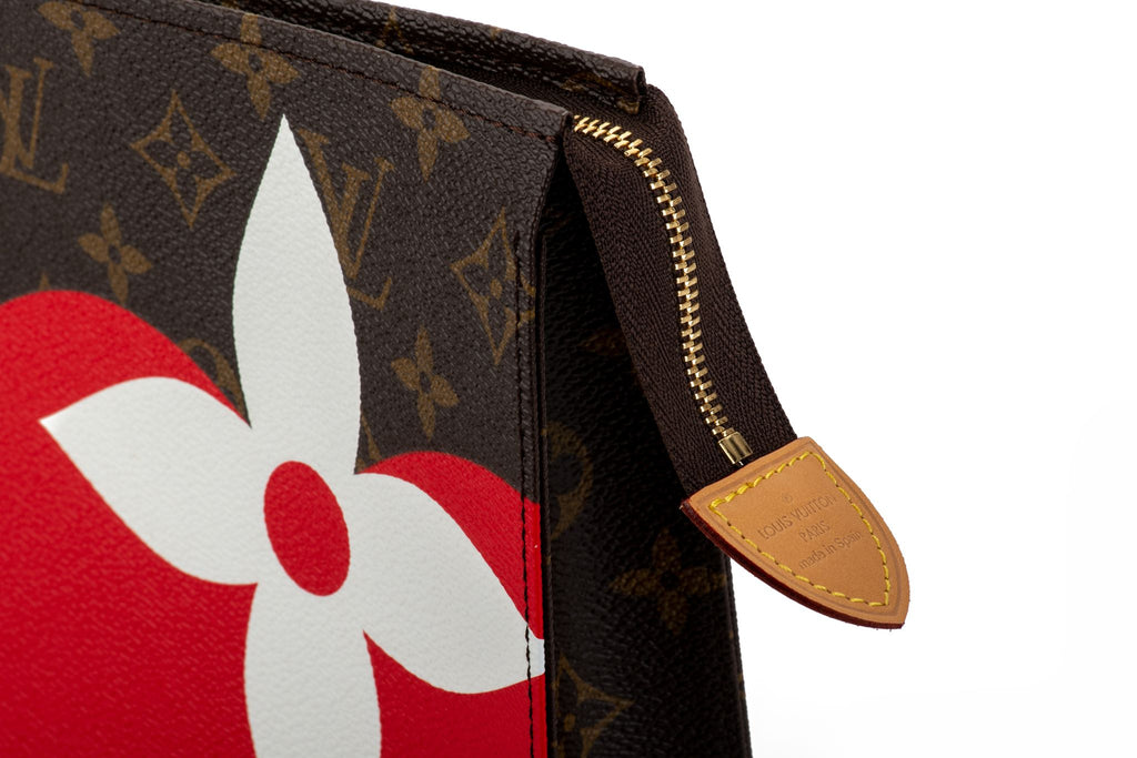 Vuitton Lim.Ed. Heart Monogram Clutch BN