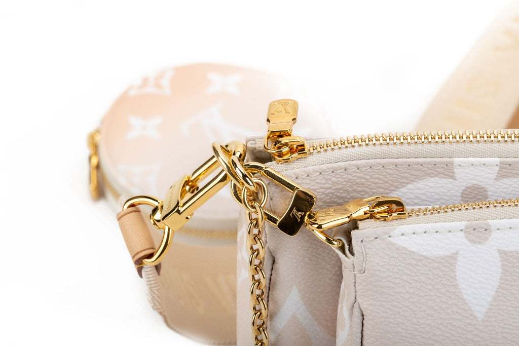 Vuitton Lim.Ed. Blush Multi Pochette BN