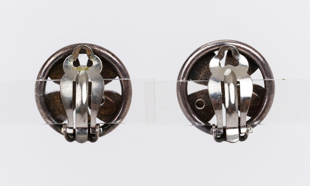 Chanel spring 96 gunmetal clover clip