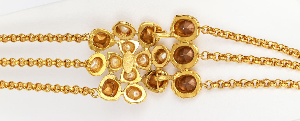 Chanel gold chain necklace stones pearls