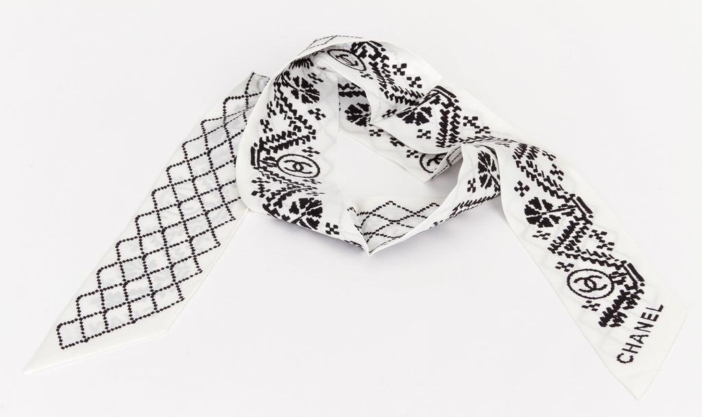 Chanel New White/Black Silk Twilly
