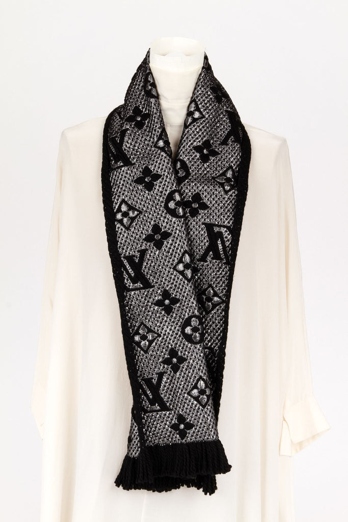 New Vuitton Black Shine Logomania Scarf