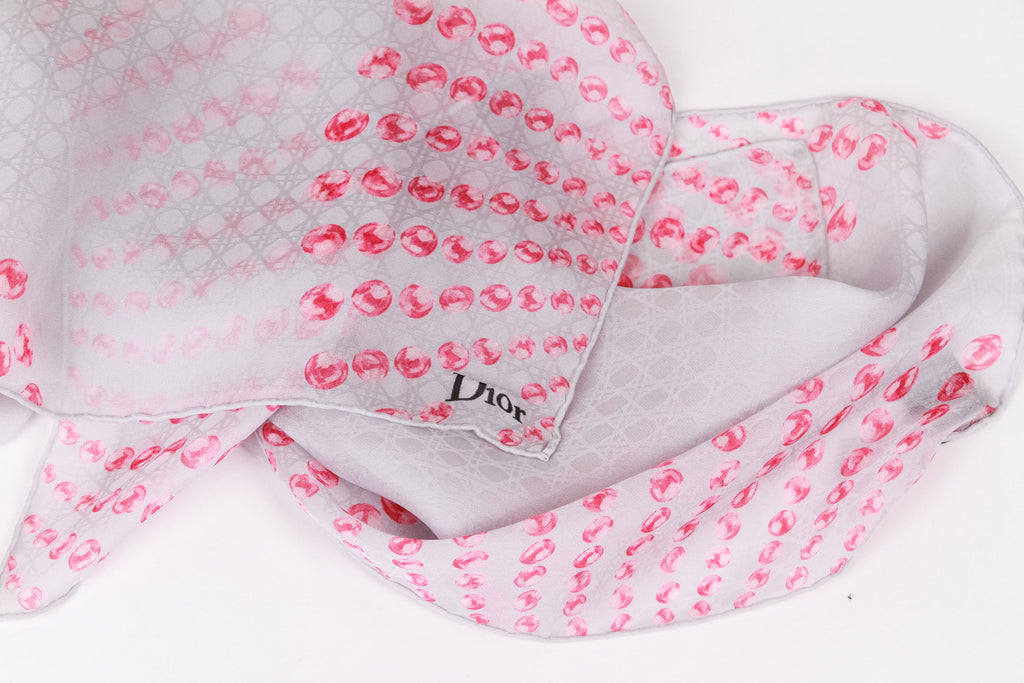 Dior brand new gray quilted silk stole