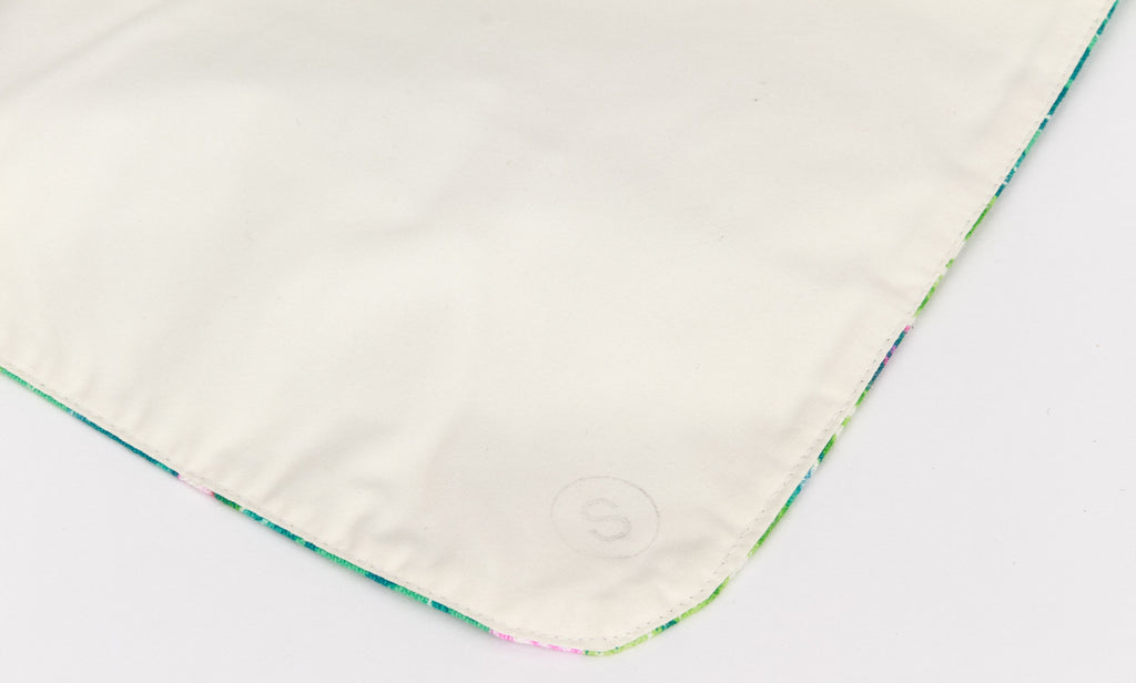 Hermes Vintage Frogs Toile Green Clutch