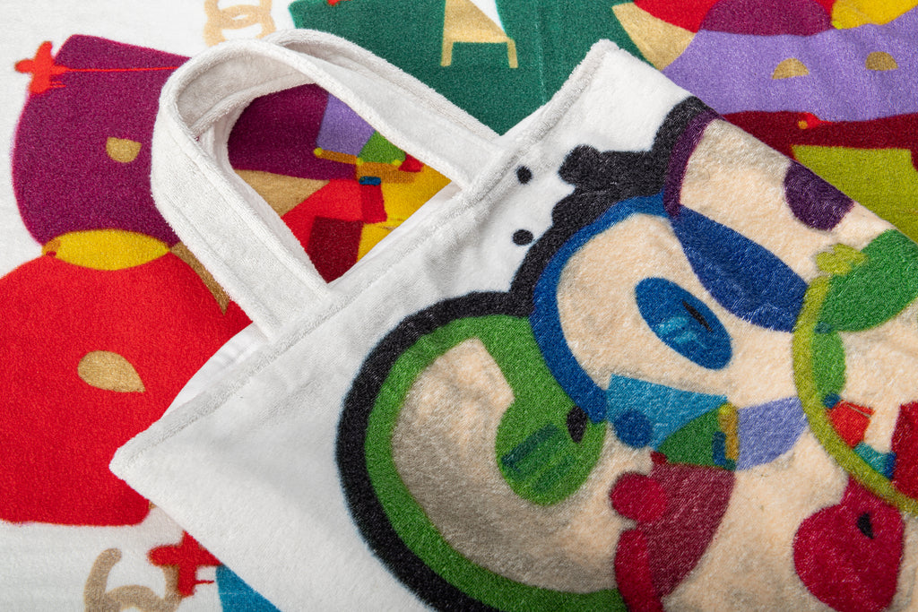 Chanel New White Graffiti Beach Set