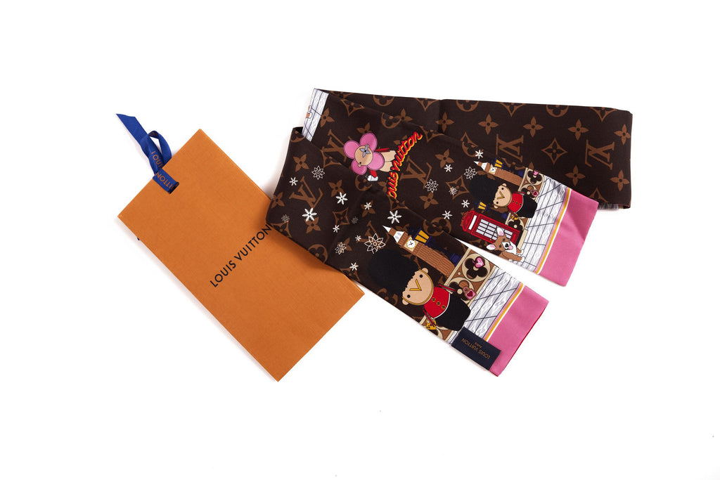 Louis Vuitton Twilly London Christmas