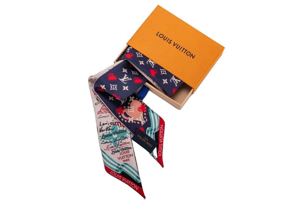 Vuitton BNIB Blue Hearts Silk Twilly