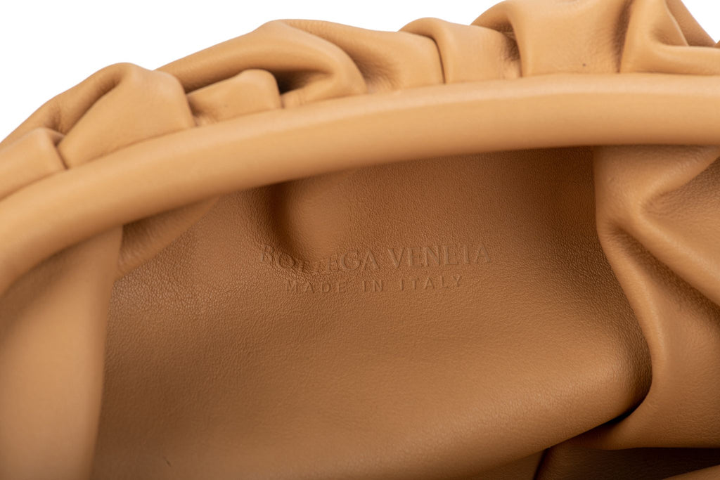 Bottega Veneta New Almond Teen Pouch