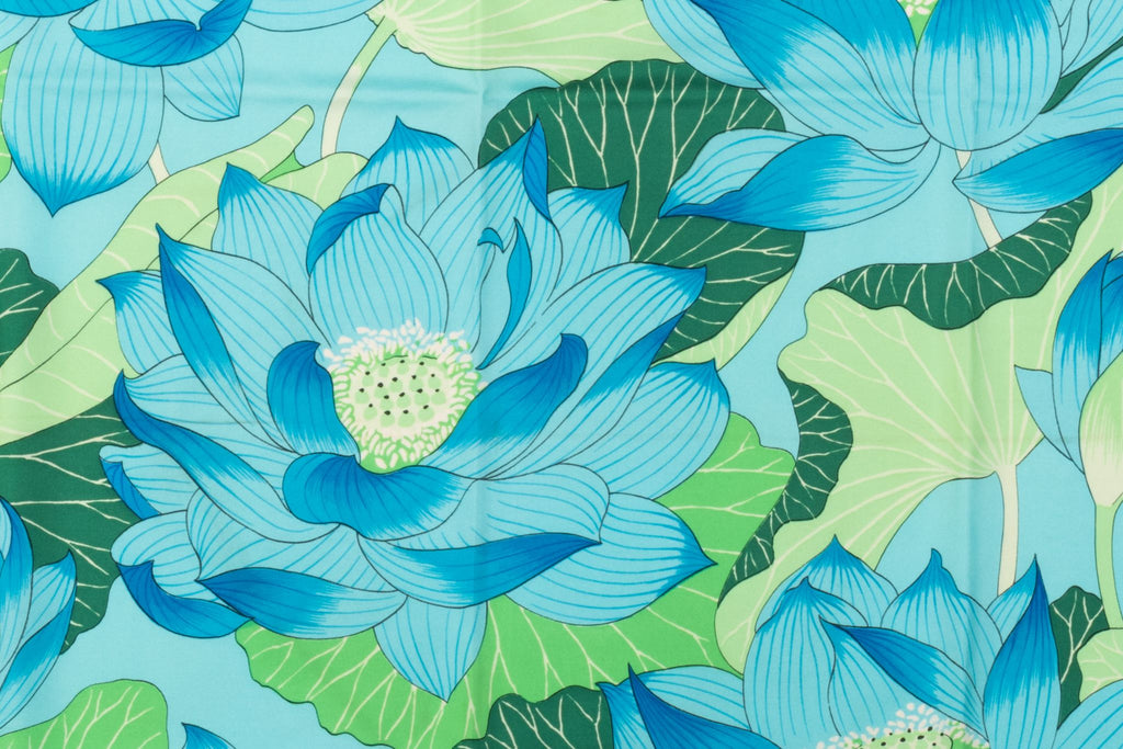 Hermès Fleurs de Lotus Scarf Vauzelles