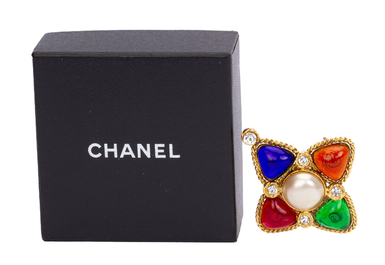 Chanel Vintage Gripoix Brooch Multicolor