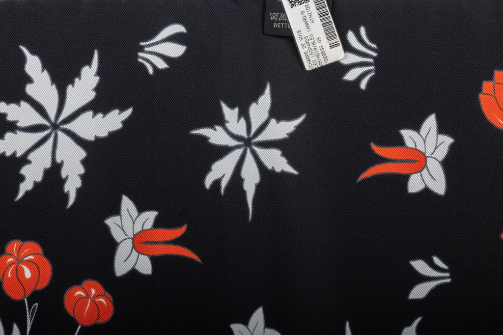 Hermès Black Guepards Silk Stole