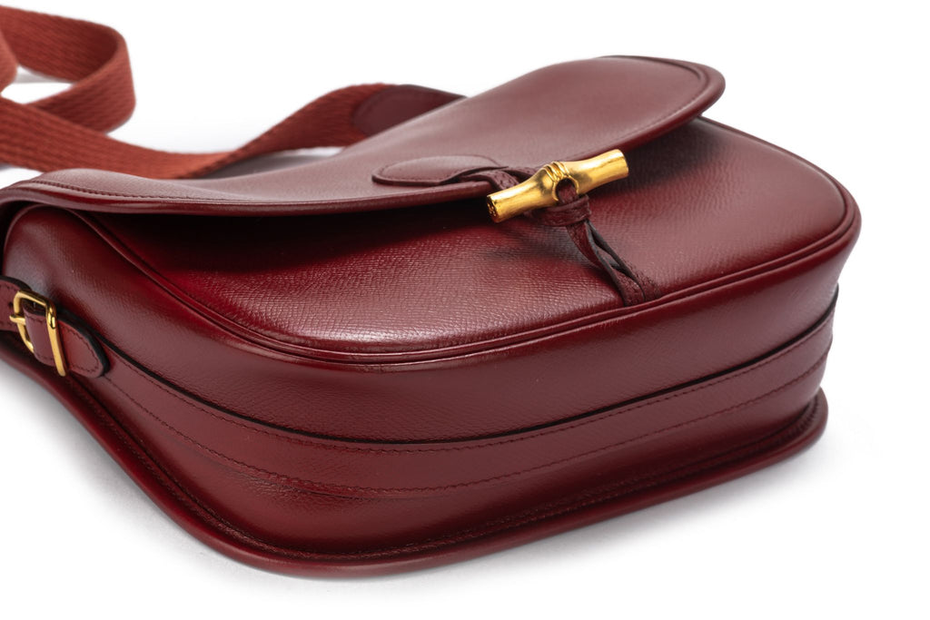 HERMÈS 1989 Sac DUFFLE Rouge H