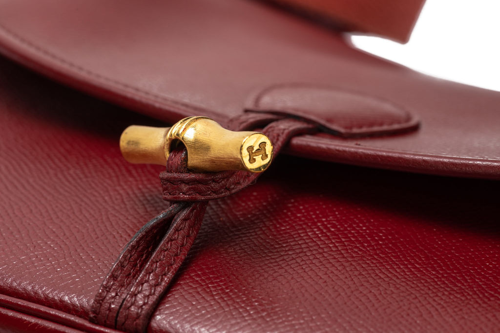 HERMÈS 1989 Sac DUFFLE Rouge H