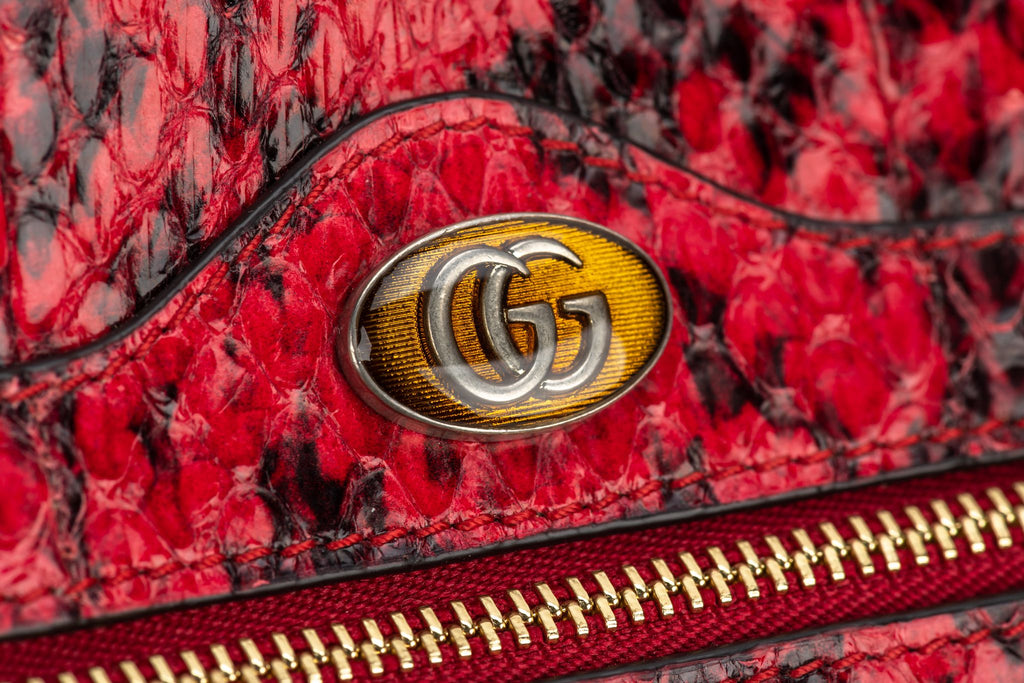 Gucci NIB Red Water snake Crossbody