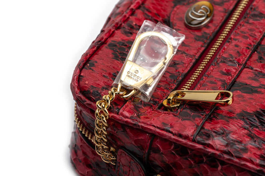 Gucci NIB Red Water snake Crossbody