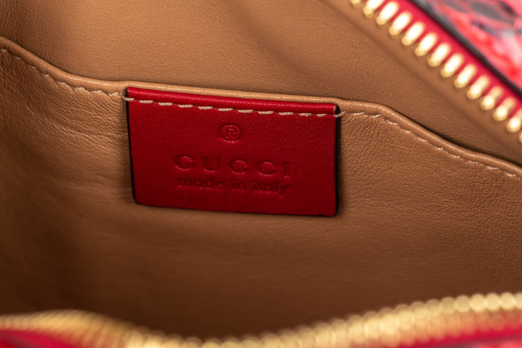 Gucci NIB Red Water snake Crossbody