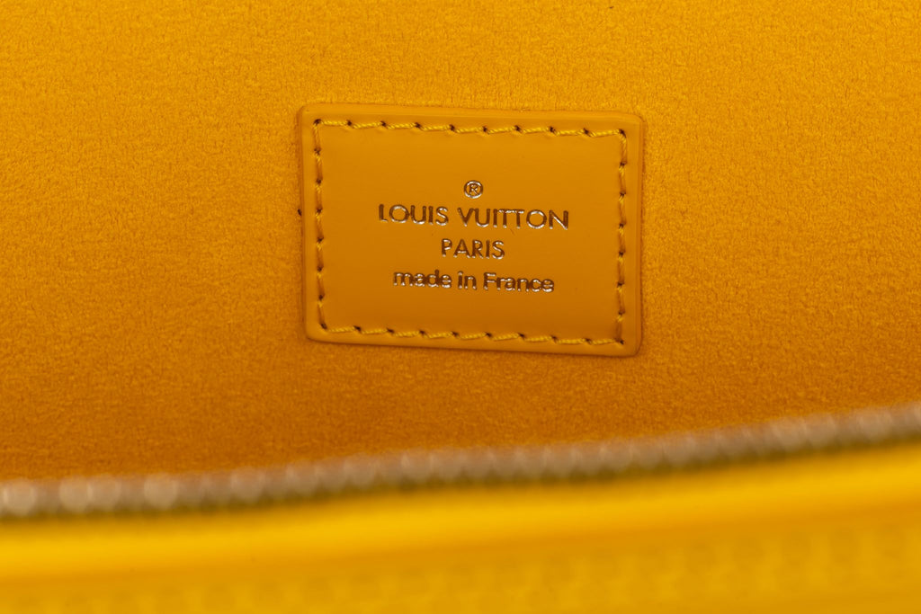 Vuitton XxL Alma Handbag Epi Leather