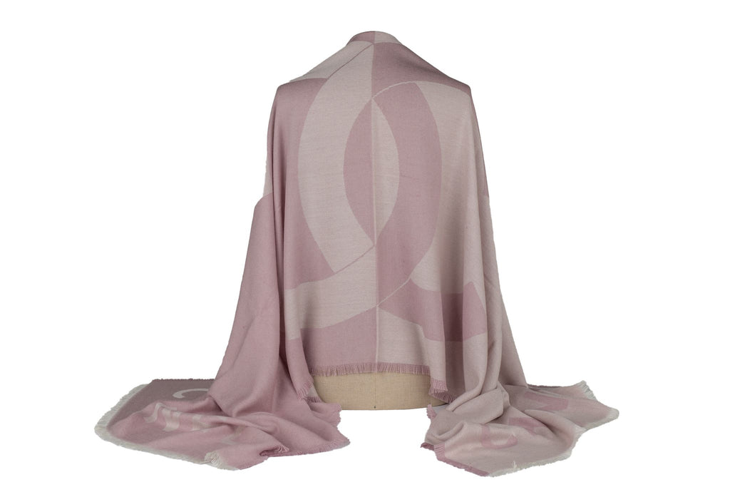 Chanel New Cashmere Shawl in Rosé