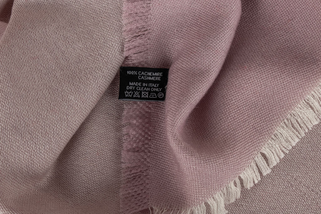 Chanel New Cashmere Shawl in Rosé