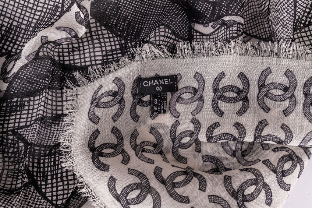 Chanel New Cashmere Shawl Grey