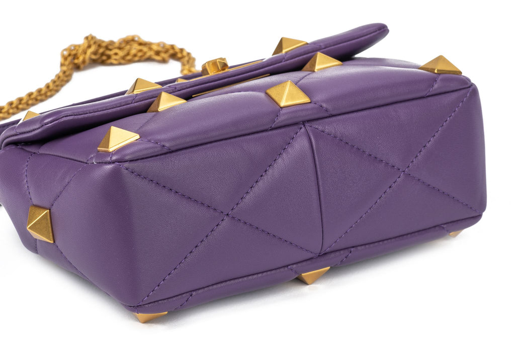 Valentino Roman Stud Collection Lavender