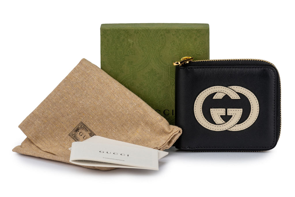 New In Box Gucci Logo Zip Around Wallet