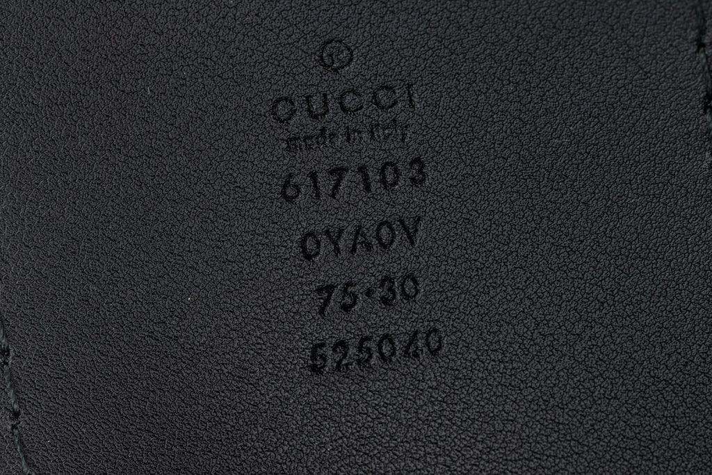 Gucci New Black Leather Lion Buckle Belt