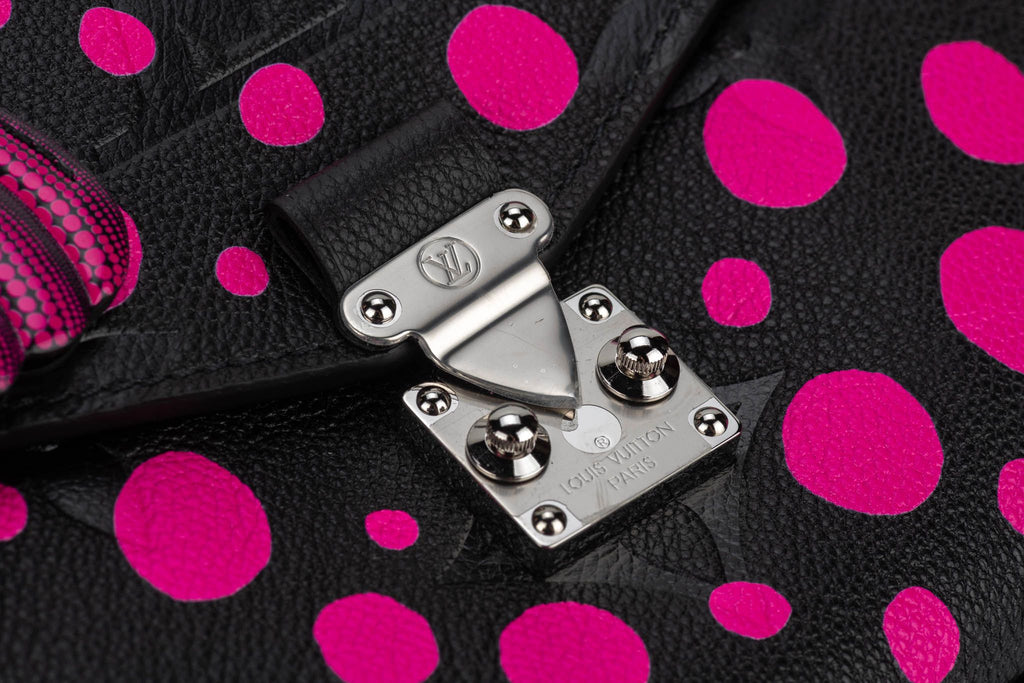Vuitton BNIB Kusama Métis Black Fuchsia