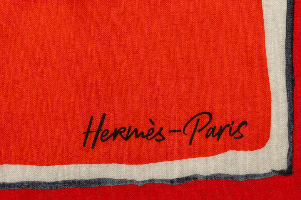 Hermès New "Libre Comme Pegase" Shawl