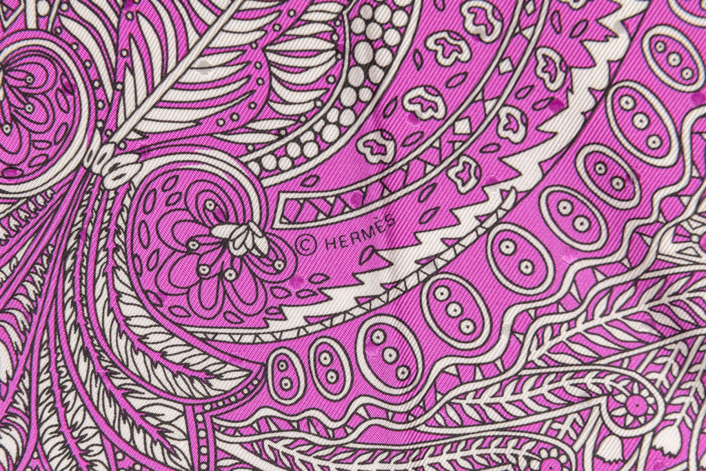 Hermès New Pink Bandana Small Scarf