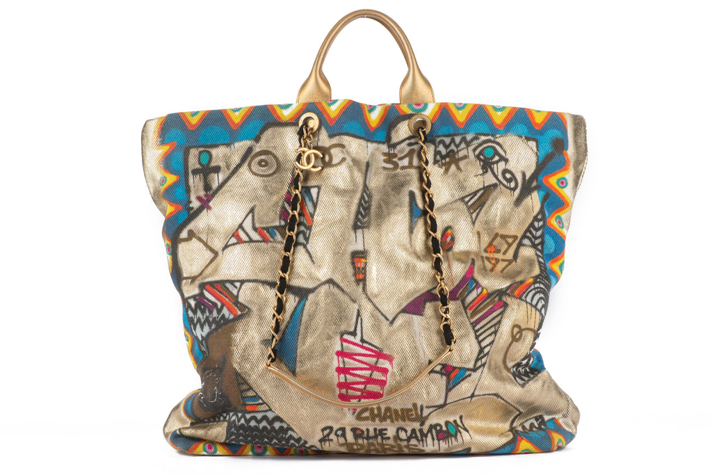 Chanel 2019 Street Spirit Tote