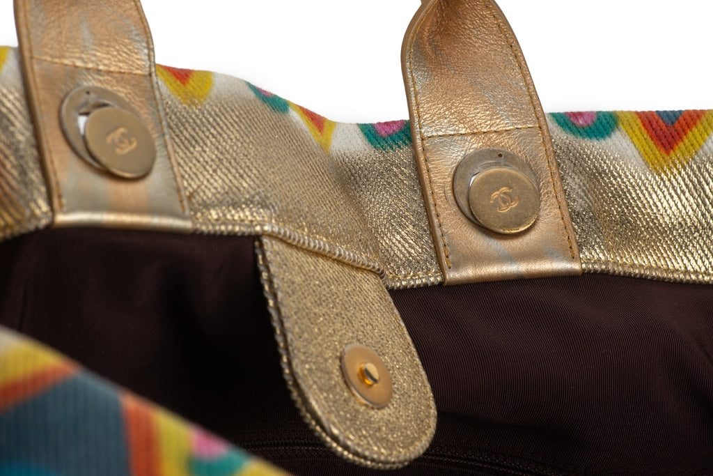 Chanel 2019 Street Spirit Tote