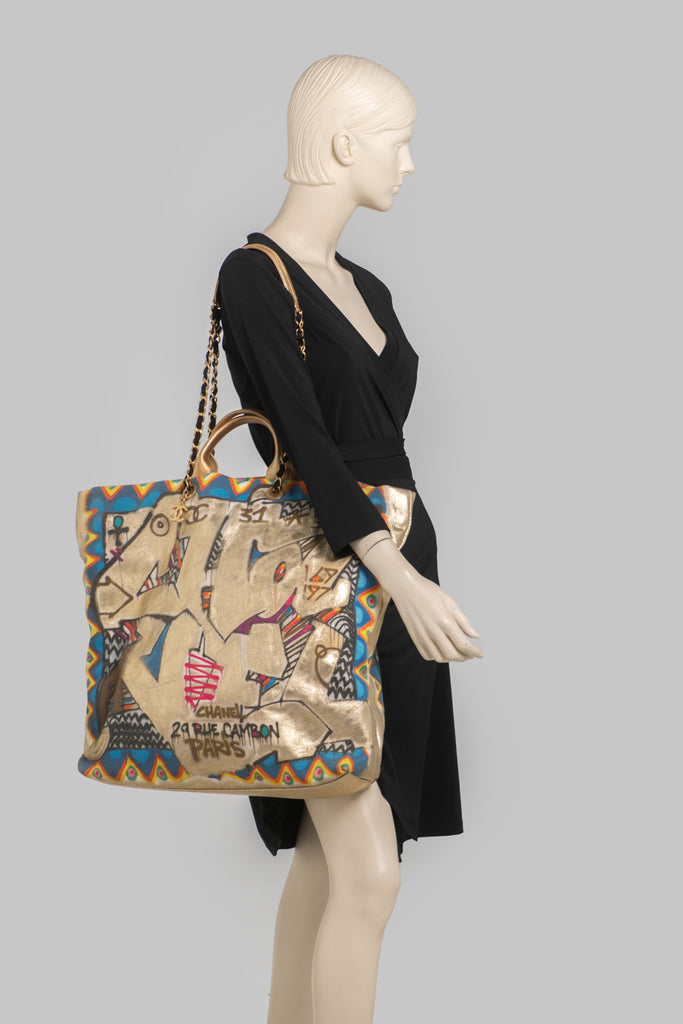 Chanel 2019 Street Spirit Tote