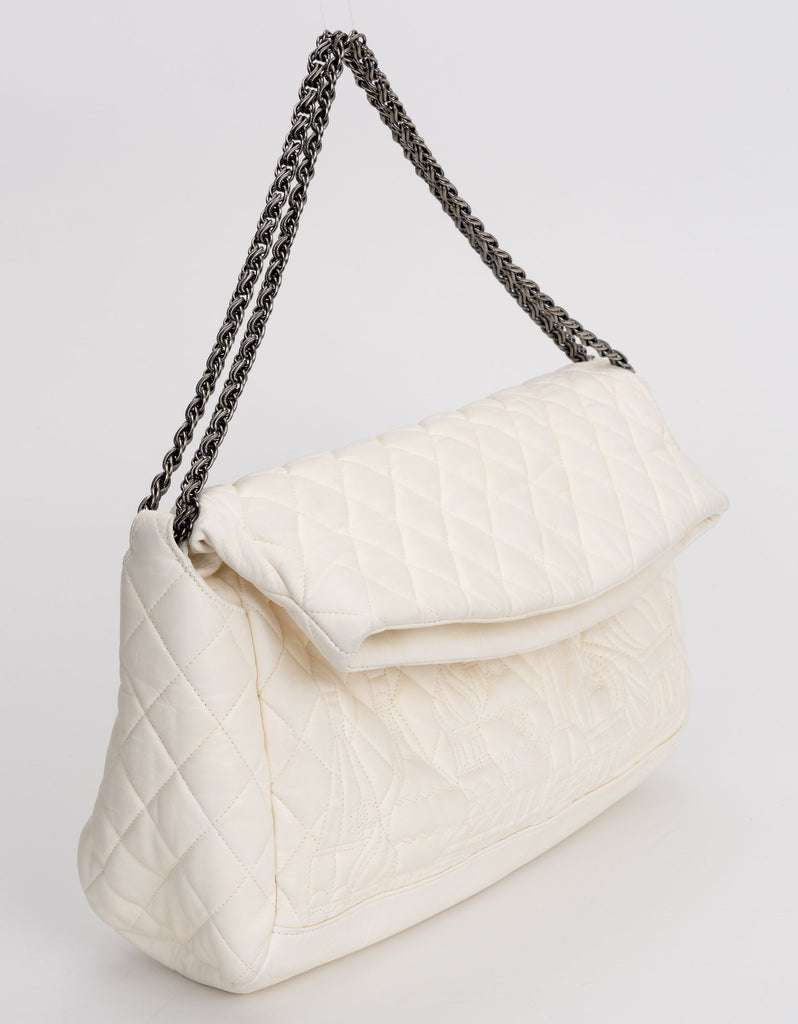 Chanel White Moscow Quilted Shoulder Bag