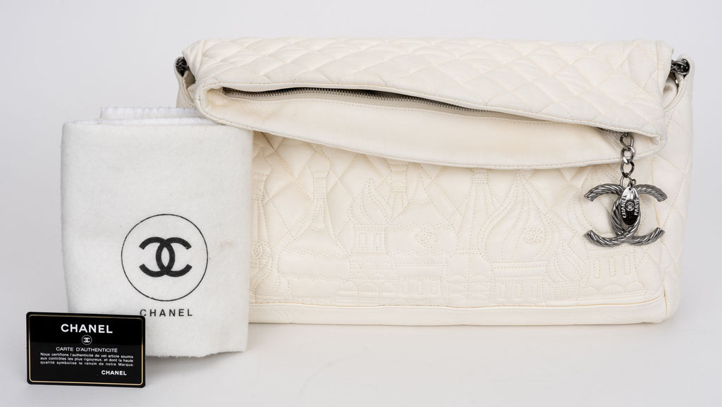 Chanel White Moscow Quilted Shoulder Bag
