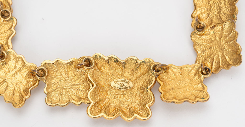 Chanel 80s Gripoix Pearl Gold Chocker