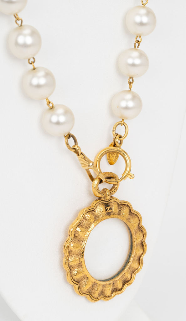 Chanel 1987 Pearl Magnifier Necklace