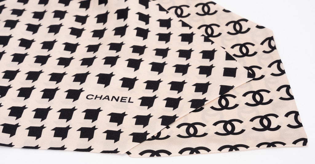 Chanel New Bl/Cr Optical Silk Twilly