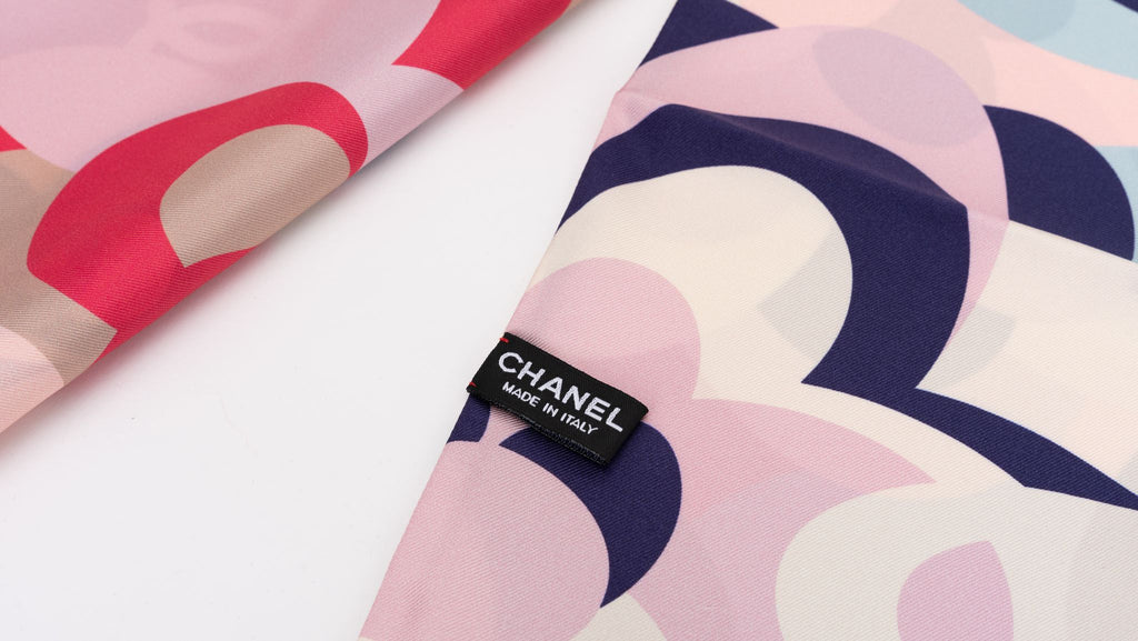 Chanel New Blue Red Flower Maxi Twilly