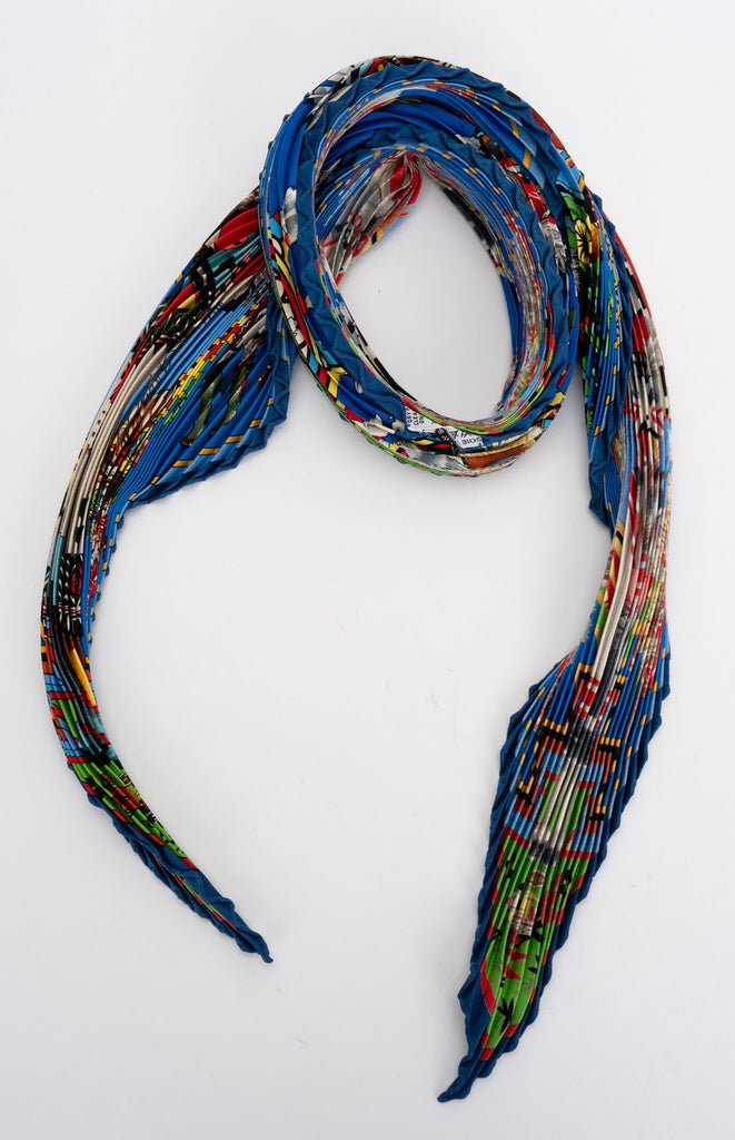 Hermès Pleated Oliver Kachinas Scarf