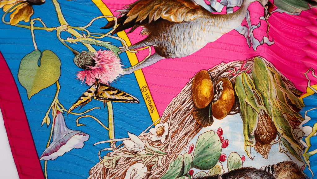 Hermès Pleated Oliver Kachinas Scarf