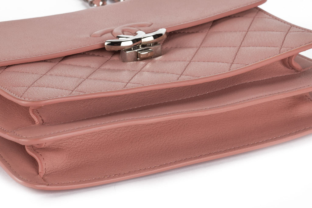 Chanel Pink Caviar CC Box bag