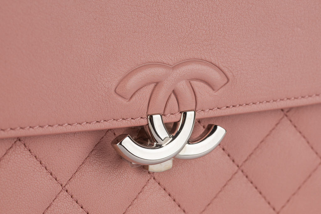Chanel Pink Caviar CC Box bag